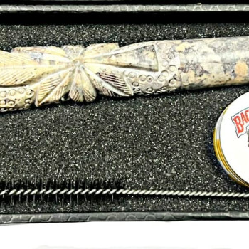 Newzenx Handcrafted Sadhu Baba Hookah Chillum Leaf | 6" | Pipe Cleaner & Herb Crusher