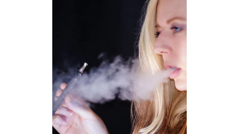 Key Features to Look for in E-Cigarette Machines