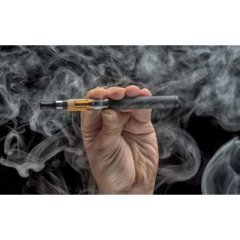 MYA Pen Hookah E-Cigarette | in-built 1650mah Battery Charger with Maya flavour